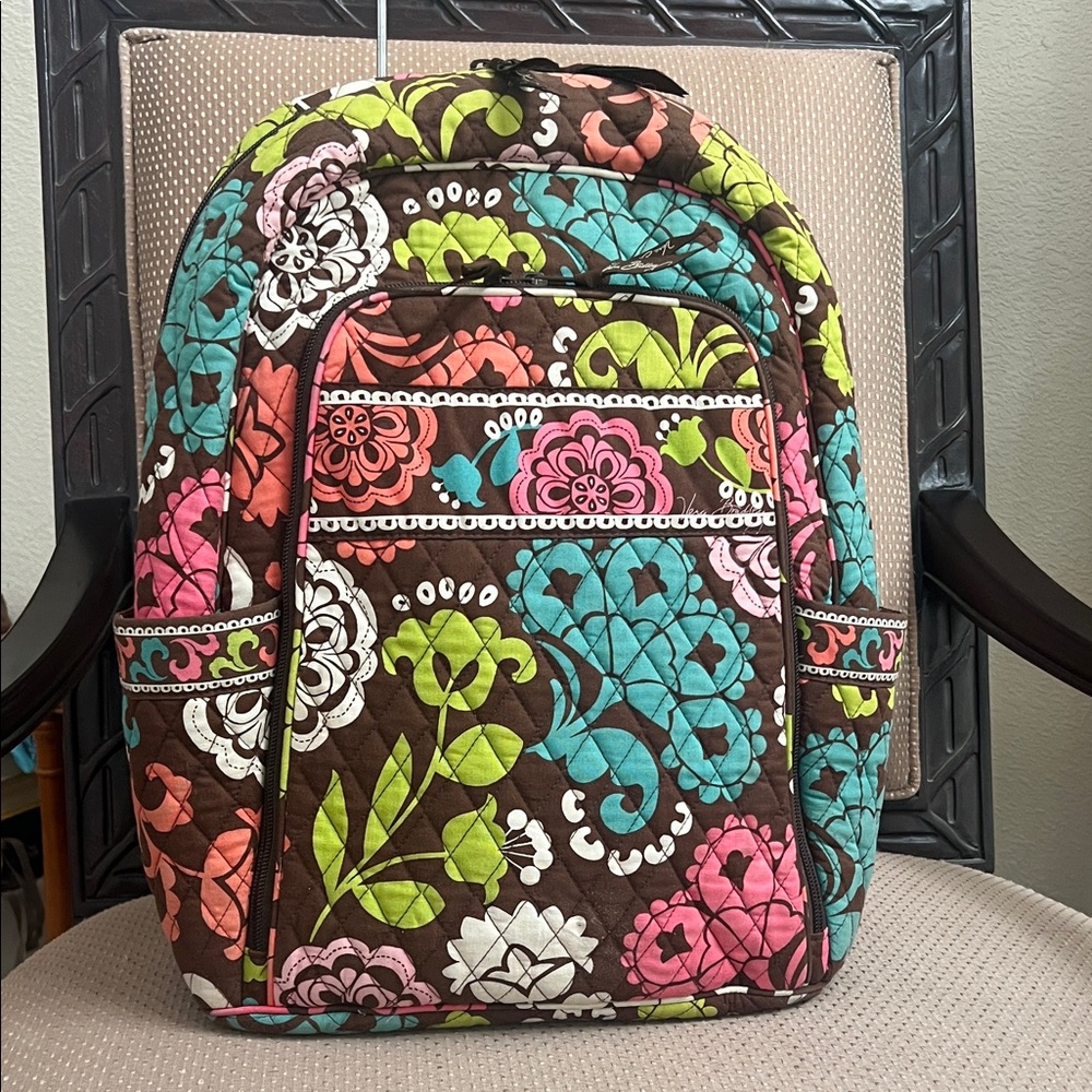 Vera Bradley large backpack good used condition